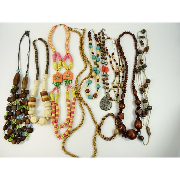 Wood Jewelry Lot 30pc Wooden Necklaces Bracelets - Picture 10 of 15